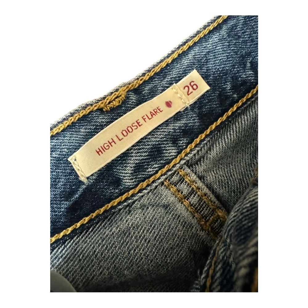 LEVI’S | High Loose Flare Jeans in Take Notes Medium Wash, Size 26 - Picture 8 of 11